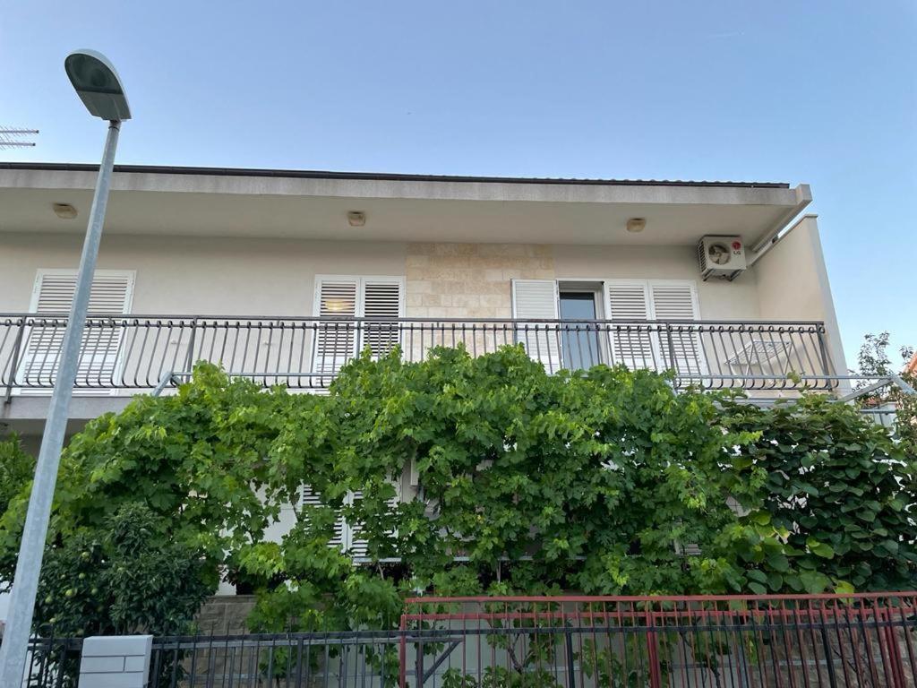 Fili Lägenhet Vodice Exteriör bild